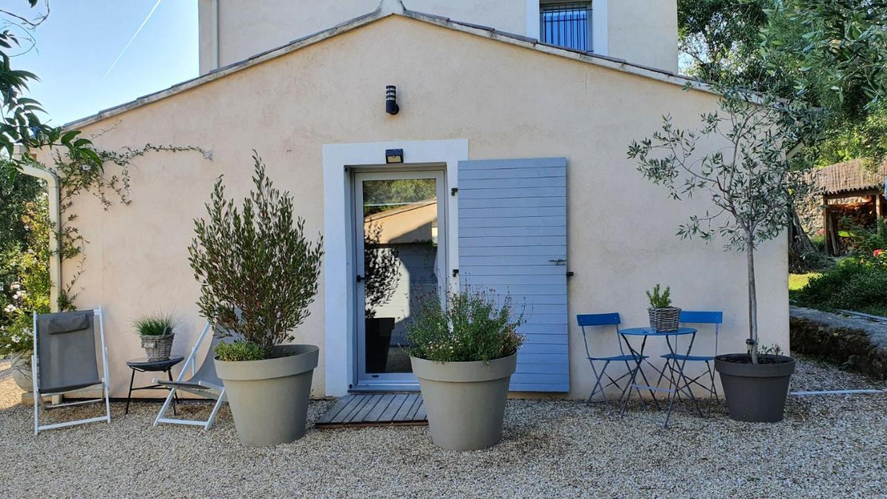 La Bastide Aux Oliviers Hotell Tourrettes-sur-Loup Exteriör bild