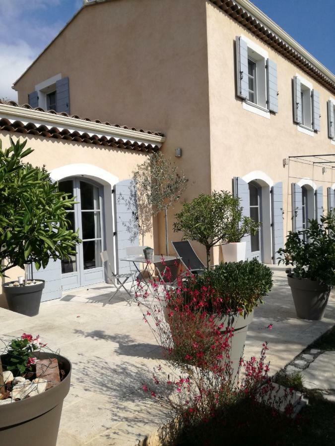 La Bastide Aux Oliviers Hotell Tourrettes-sur-Loup Exteriör bild