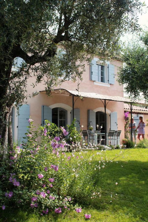 La Bastide Aux Oliviers Hotell Tourrettes-sur-Loup Exteriör bild