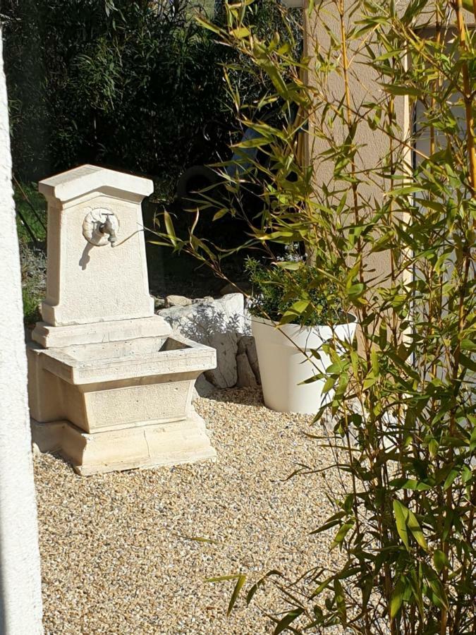 La Bastide Aux Oliviers Hotell Tourrettes-sur-Loup Exteriör bild